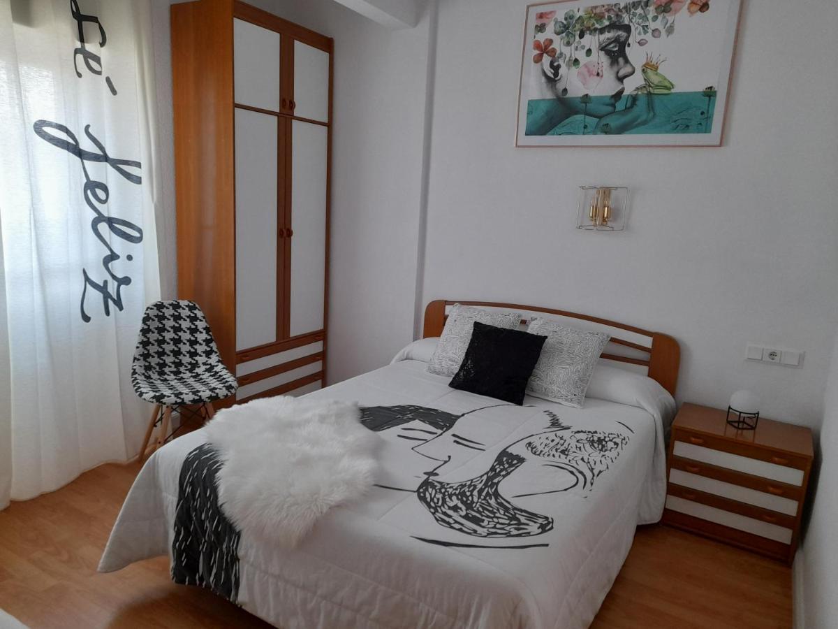 Hostal "Los Chanos El Ruso" Galende المظهر الخارجي الصورة